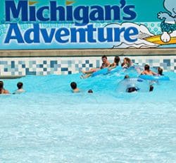 Tidal Wave in Michigan's Adventure | Amusementparks USA.com